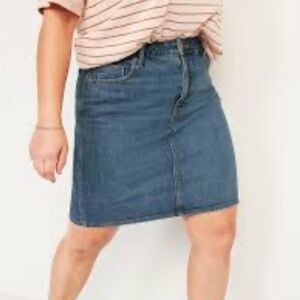 Old Navy Denim Skirt, Size 12 Regular